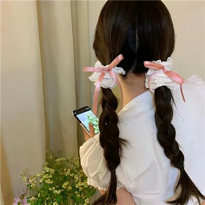桥上的女孩